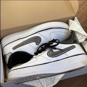 nike air force 1 reflective